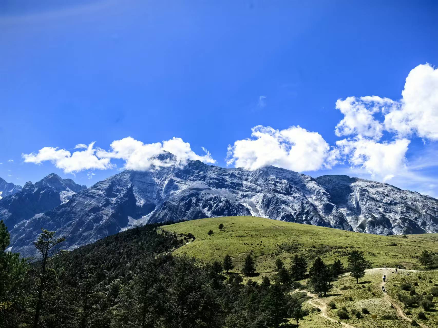玉龙雪山